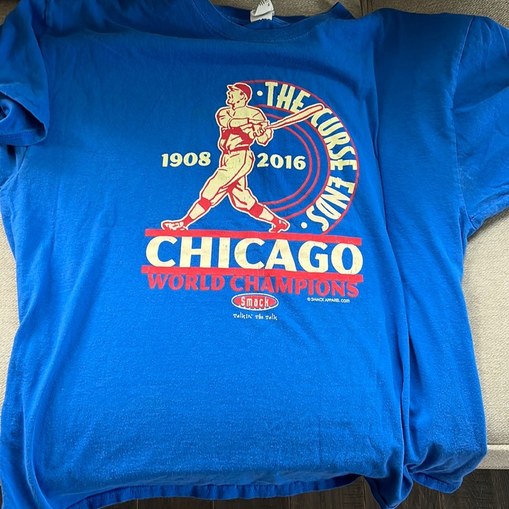 Vintage! The curse ends Chicago cubs t shirt-